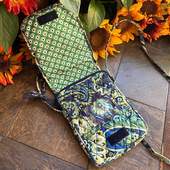 Vera Bradley Mini Hipster Crossbody in Rhythm and Blues Pattern (Like Ne… - Picture 8 of 14